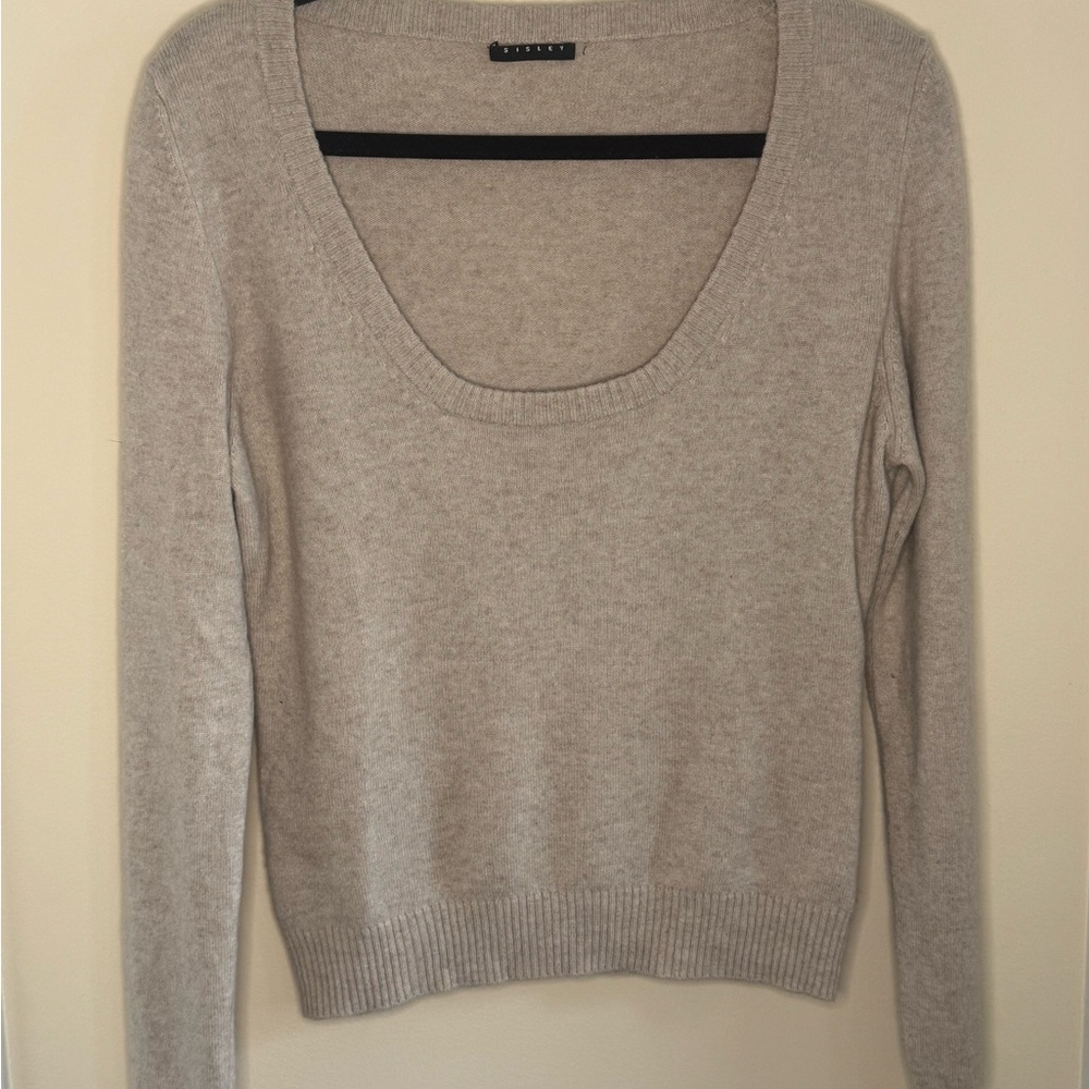 Sisley Cashmere and Merino Woolf Light Gray Scoop Neck Sweater